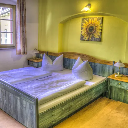 ゲストハウス Zum Handtuch 3*