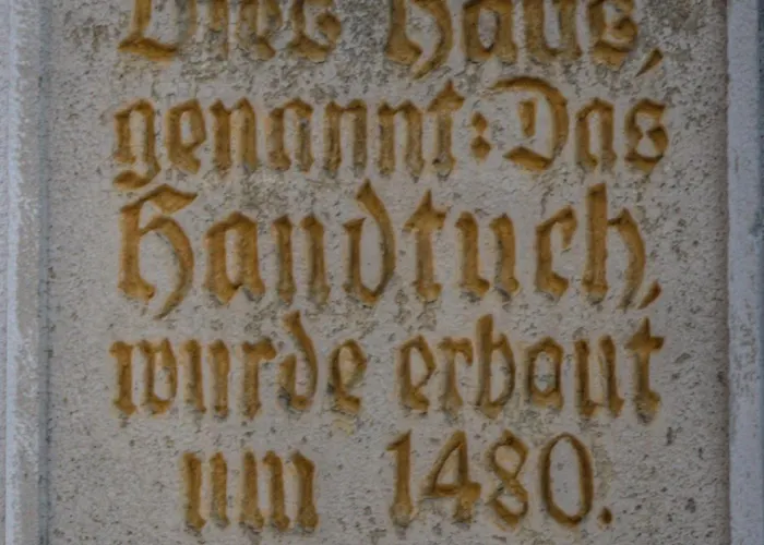 Zum Handtuch